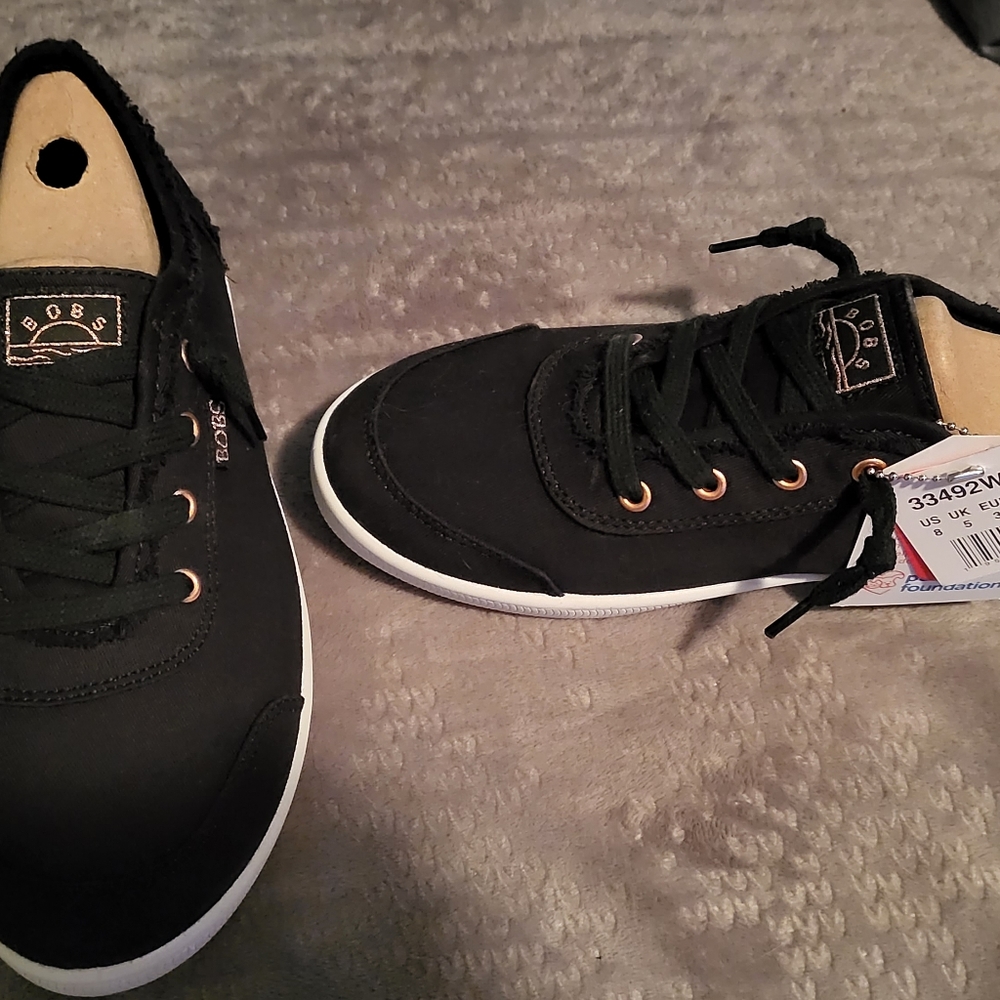 BOBS from SKECHERS! Wide Fit!